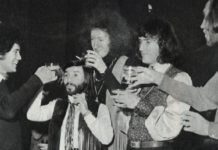 Passati 50 anni dal famoso “29 settembre” di Battisti-Mogol per l’Equipe 84 Lucio Battisti brinda con l'Equipe 84, che festeggia il suo settimo compleanno (7 dicembre 1969)