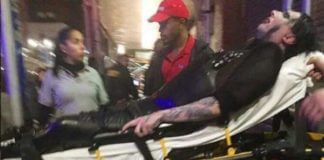 Marilyn Manson in barella