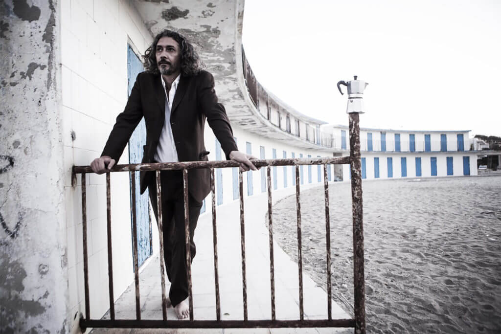 Alessio Bonomo – Il viaggio e l’incontro