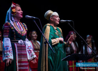 The Mystery of The Bulgarian Voices ft. Lisa Gerrard // Auditorium Parco della Musica (Roma) The Mystery of The Bulgarian Voices ft. Lisa Gerrard // Auditorium Parco della Musica (Roma)
