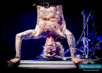 The Darkness // Valmontone Outlet (Roma)