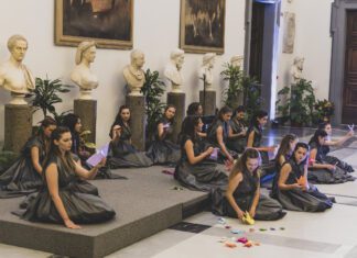 Roma, il Campidoglio si trasforma in palco di diritti e creatività: il Polo “Alighieri-Caravillani” racconta l’universo femminile